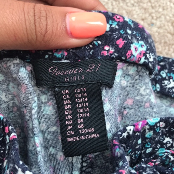 Forever 21 Floral Patterned Shorts - Picture 2 of 2